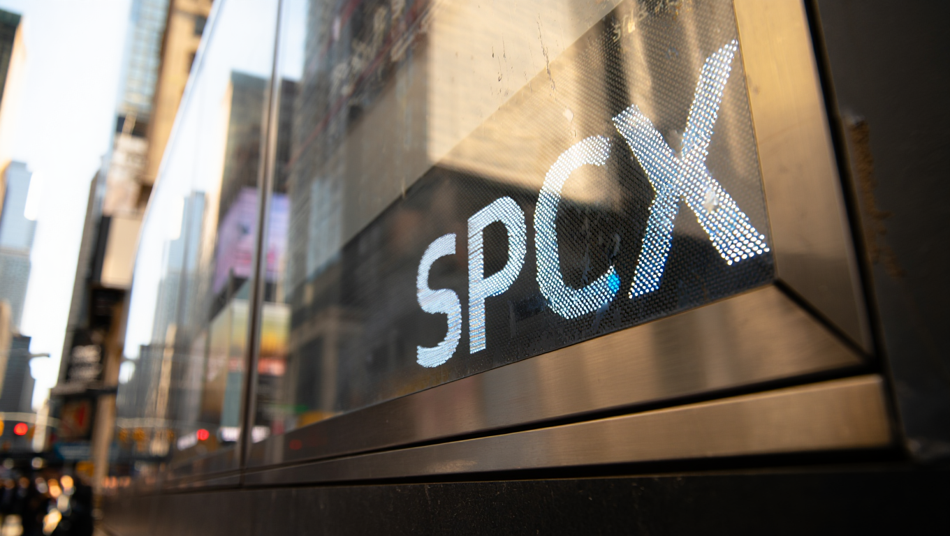 14 empresas sobre $1 billón: SpaceX llega a $2,1T y el mercado no parpadea