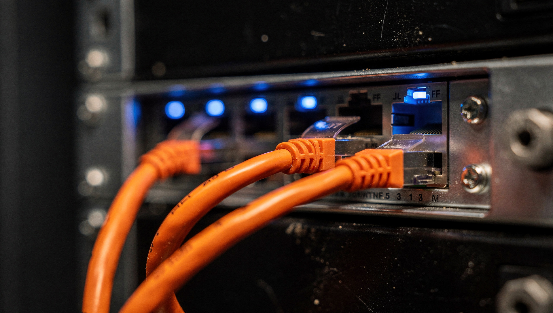 Backlog sin delivery: HPE gana Oracle y Tottenham pero supply sofoca el rally