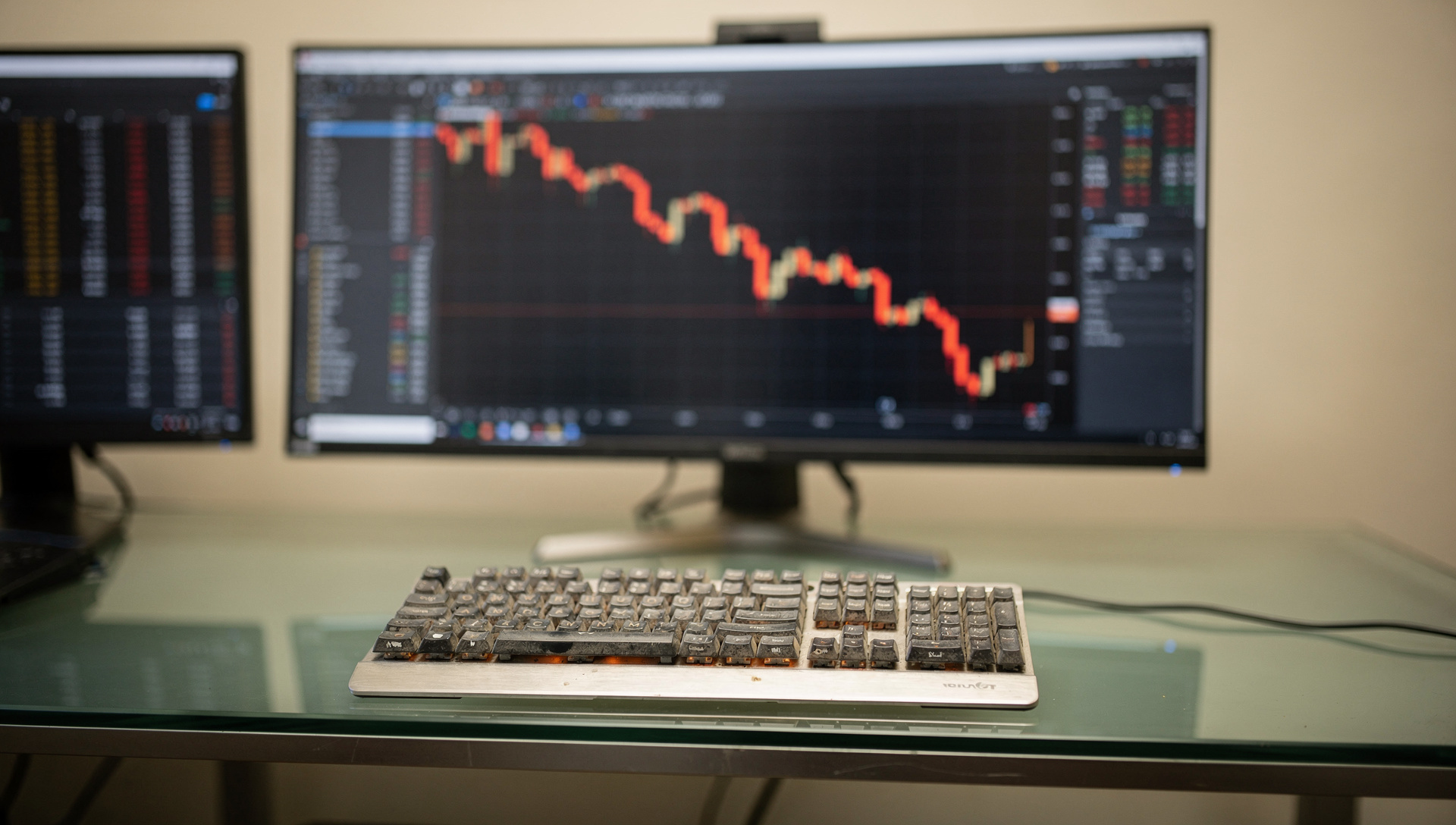 Apple y Nvidia suman 15% del S&P 500, récord histórico