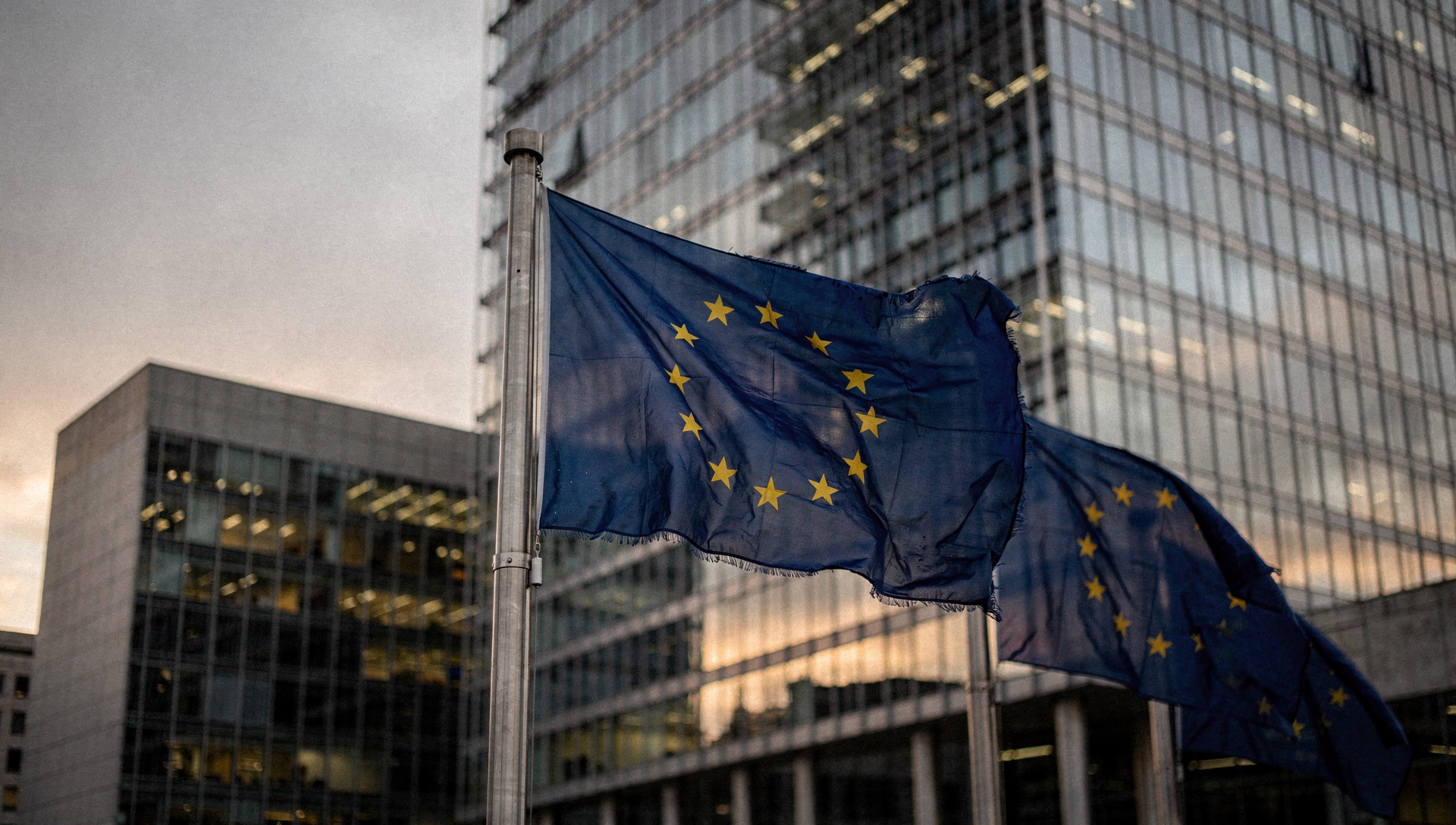 ING: venta de bonos franceses pone en duda endurecimiento del BCE
