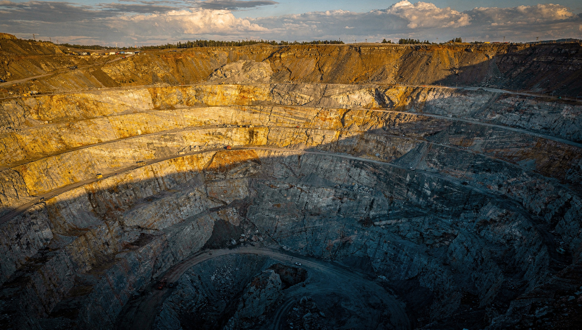 Mineras pierden $264.000M en septiembre tras subida de tasas