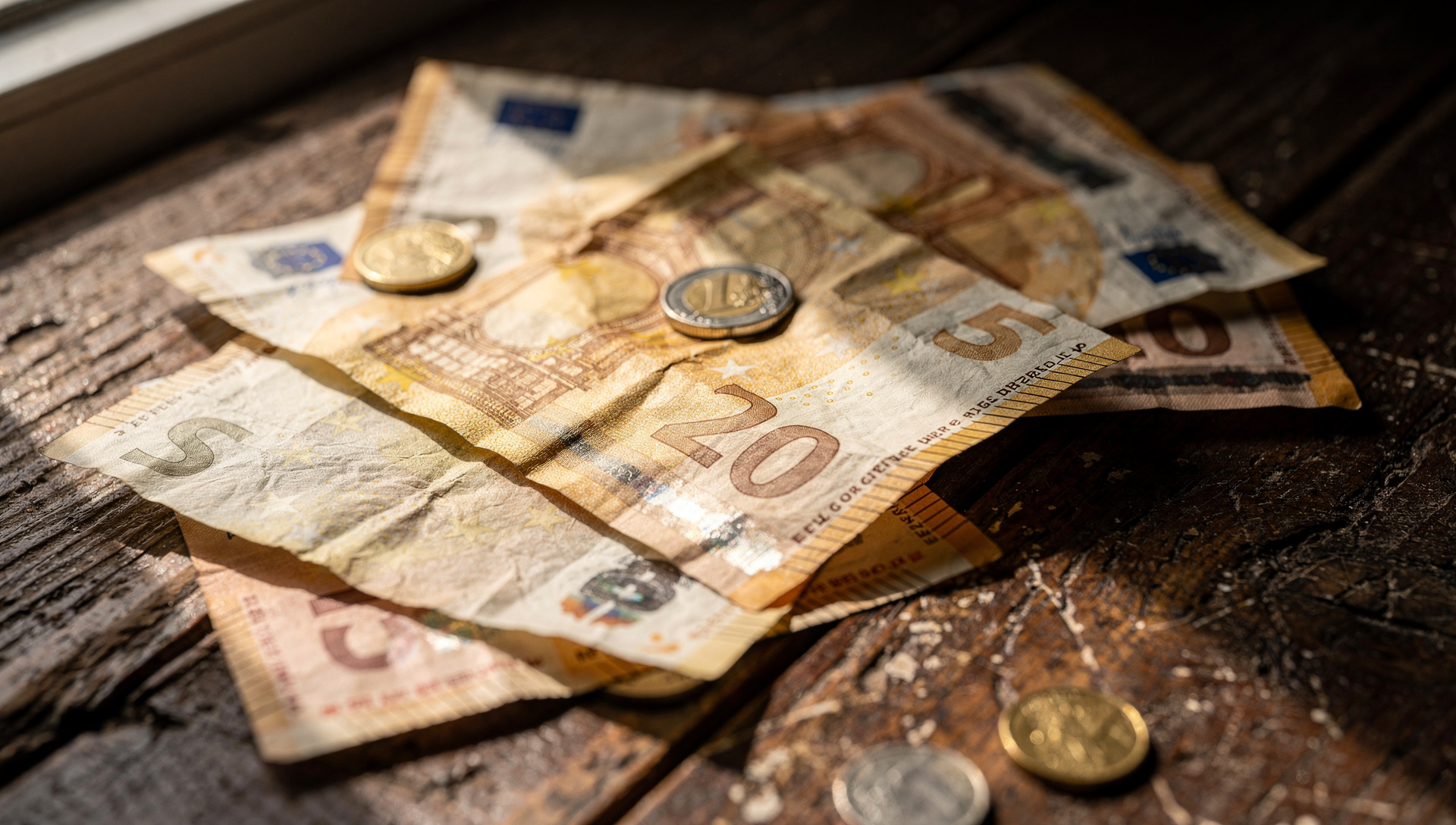 ¿Qué es el BCE y cómo afecta a tu dinero en euros?