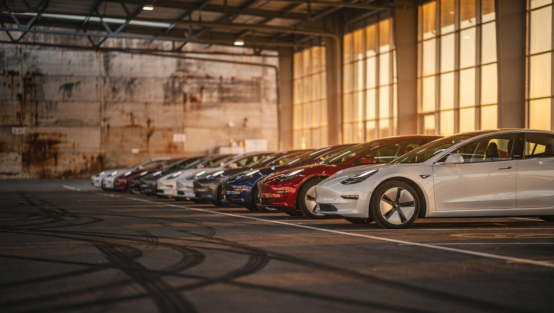 Tesla supera previsiones de entregas en el tercer trimestre