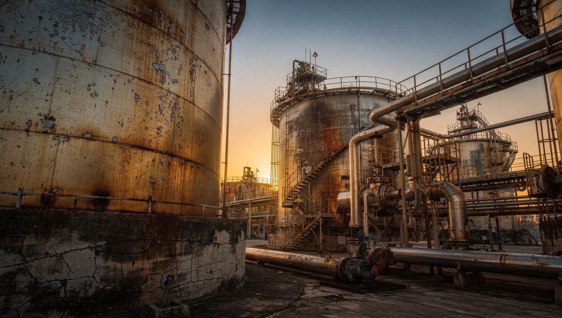 RBI abre ventanilla de dólares para petroleras