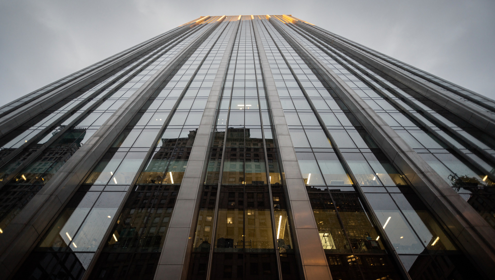 Goldman bate EPS en 30% pero FICC cae y el premarket solo sube 3.4%