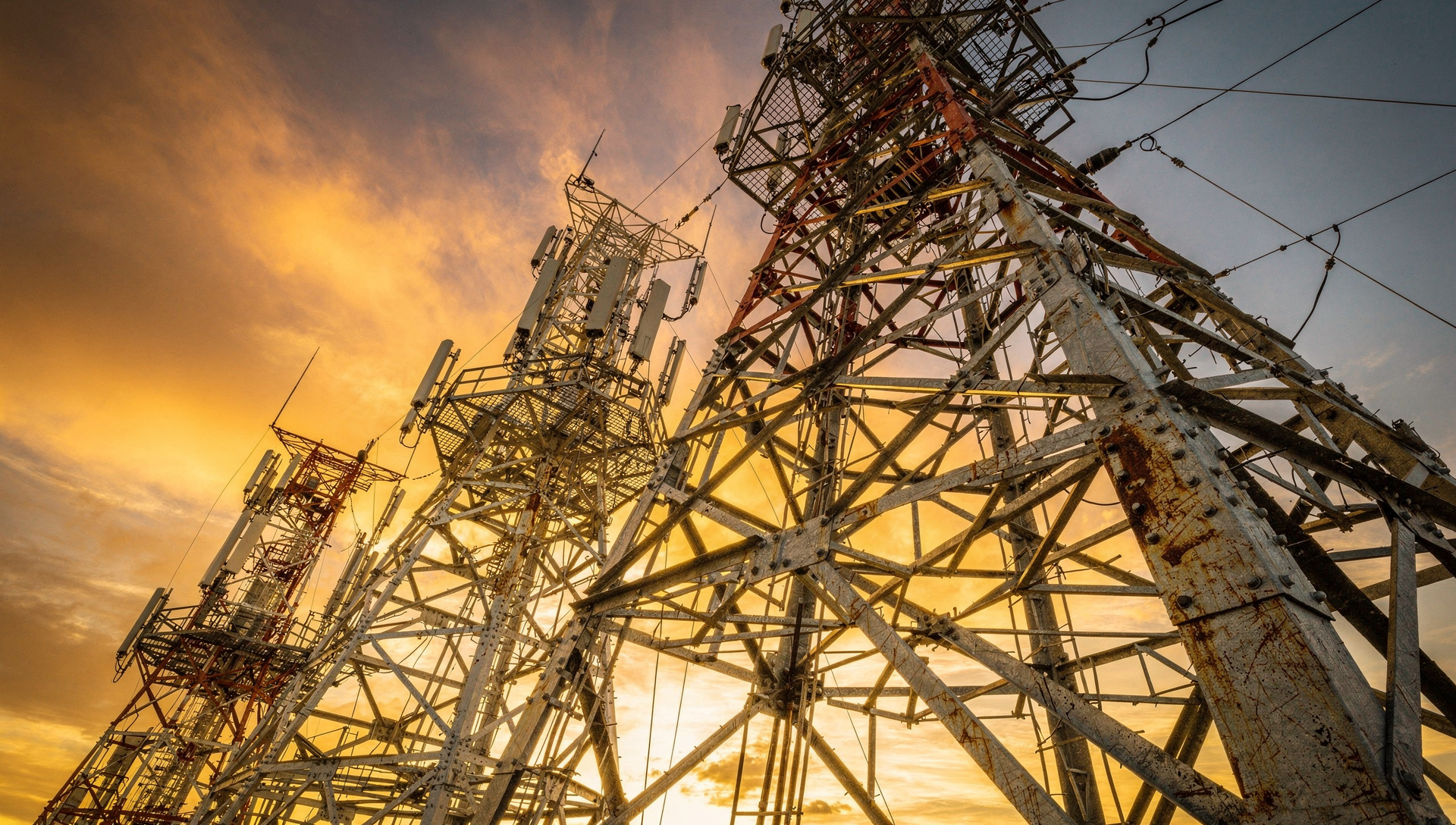 AT&T vende México por $2 mil millones y cierra una década contra Slim