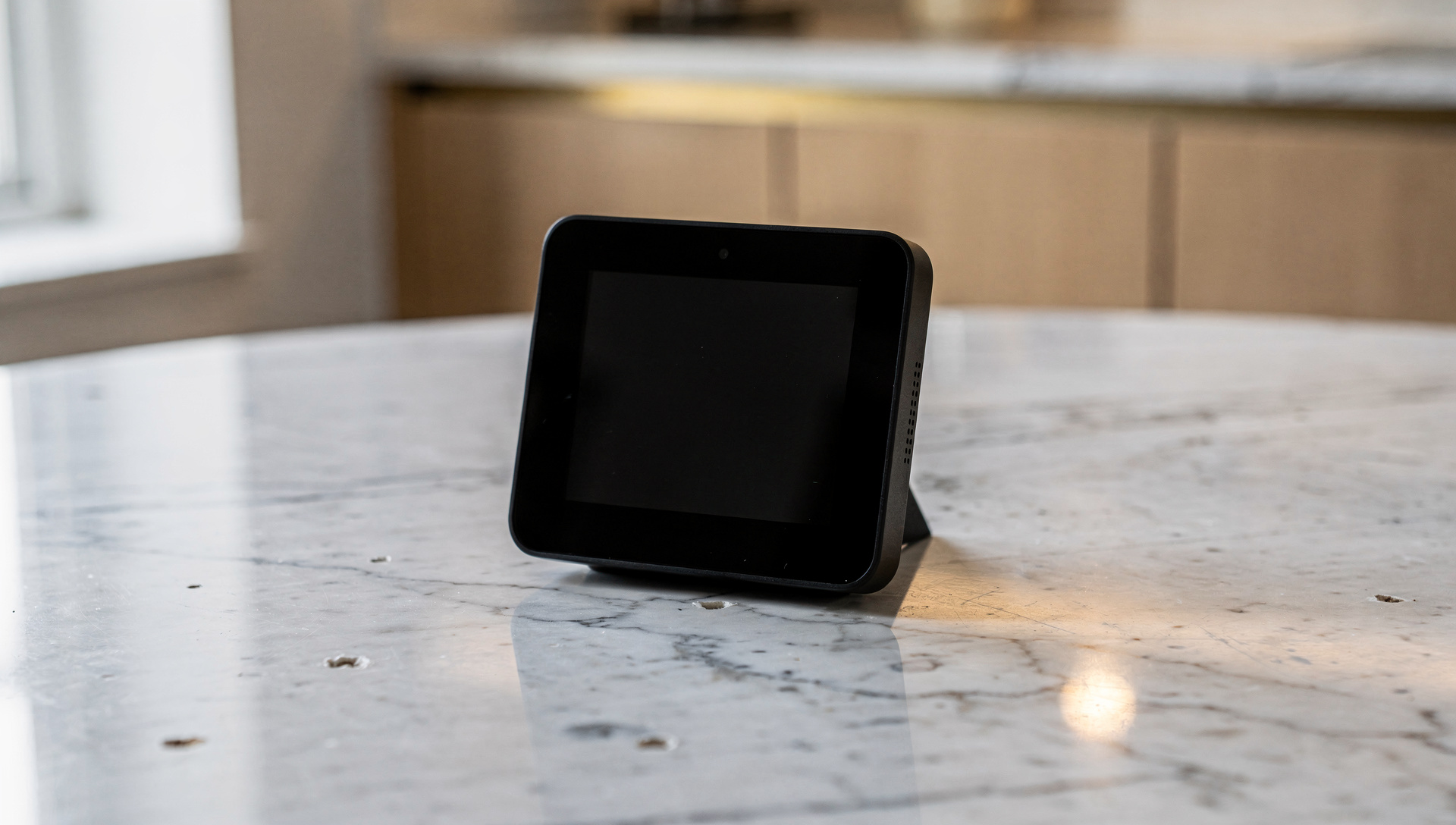 $299: Apple entra al smart home una década después de Amazon y Google