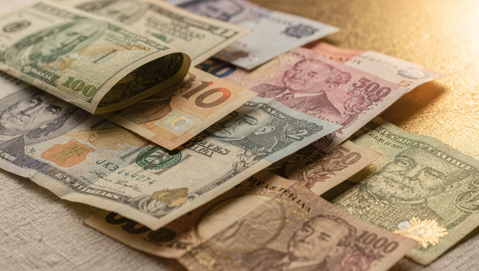 FMI función: prestamista de emergencia y supervisor monetario global