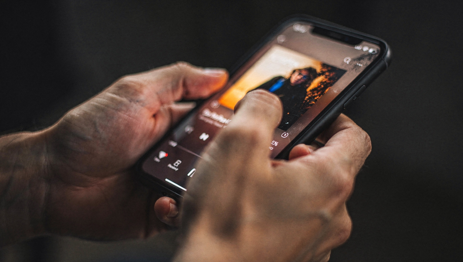 Spotify salta 11% tras batir en margen y usuarios pese a fallar consenso