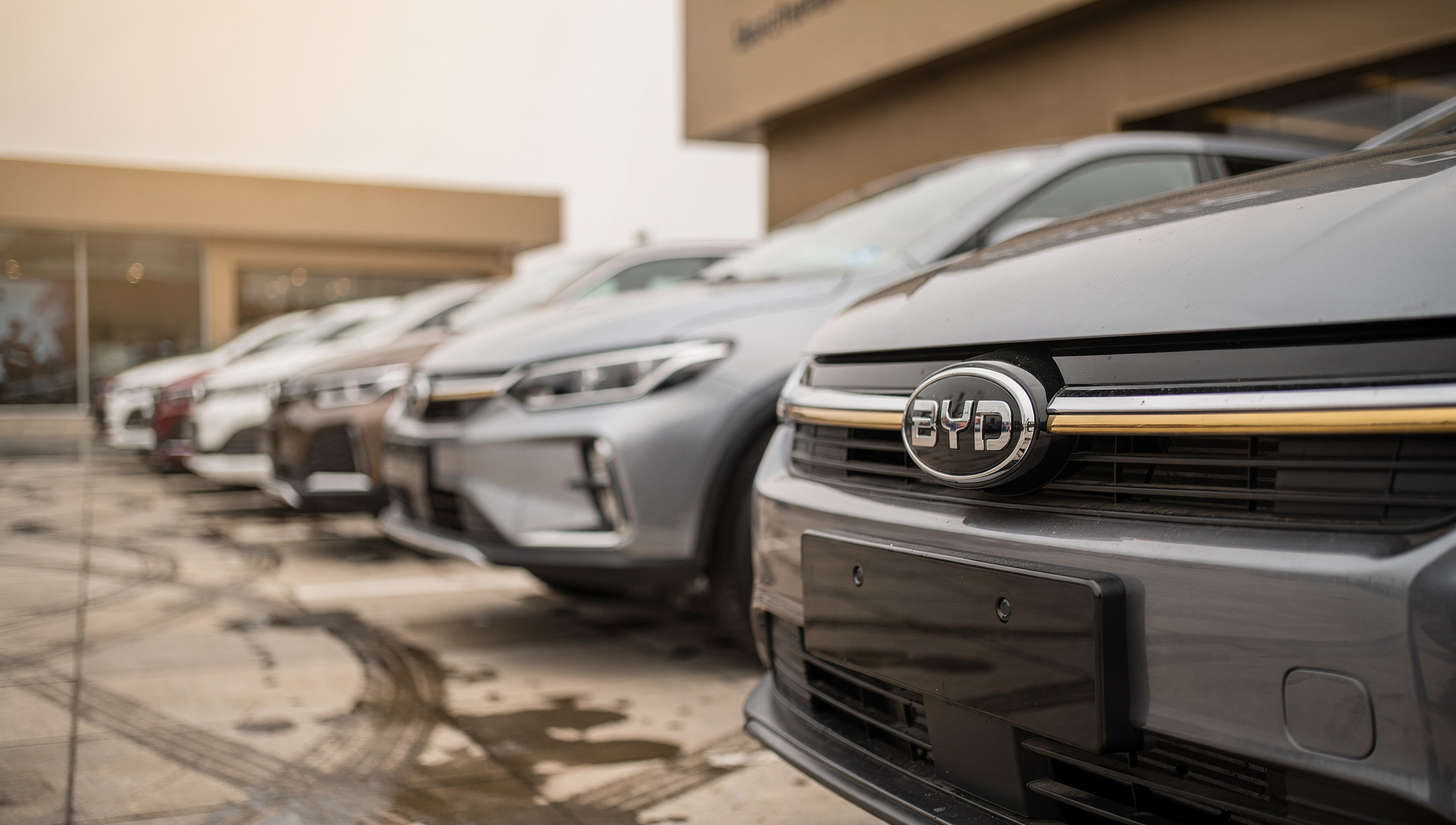 BYD exporta 180.700 autos en septiembre pero China cae 13%