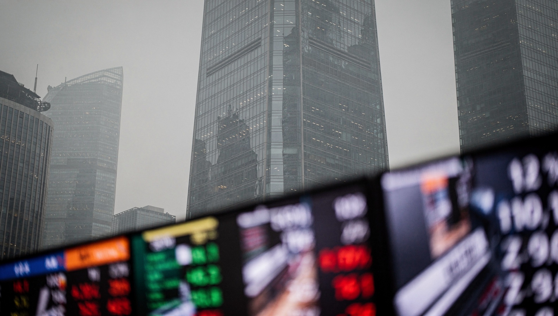 China pierde $480.000M en IA en cuatro meses